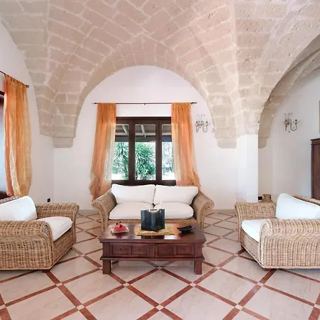 Degli Ulivi Villa *